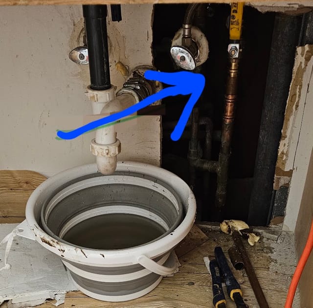 Top Plumbing logo