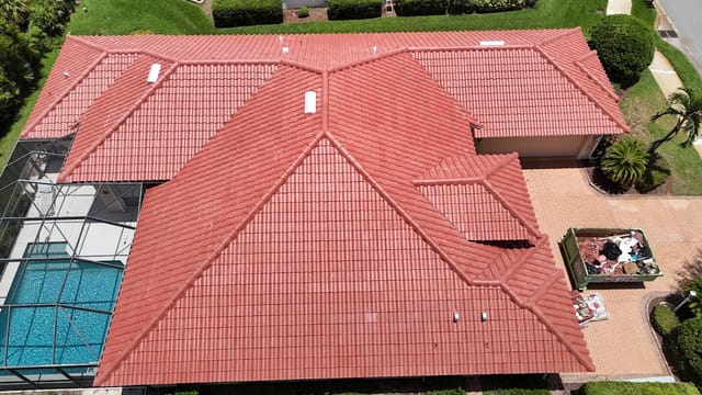 Skyline Roofing Solutions logo