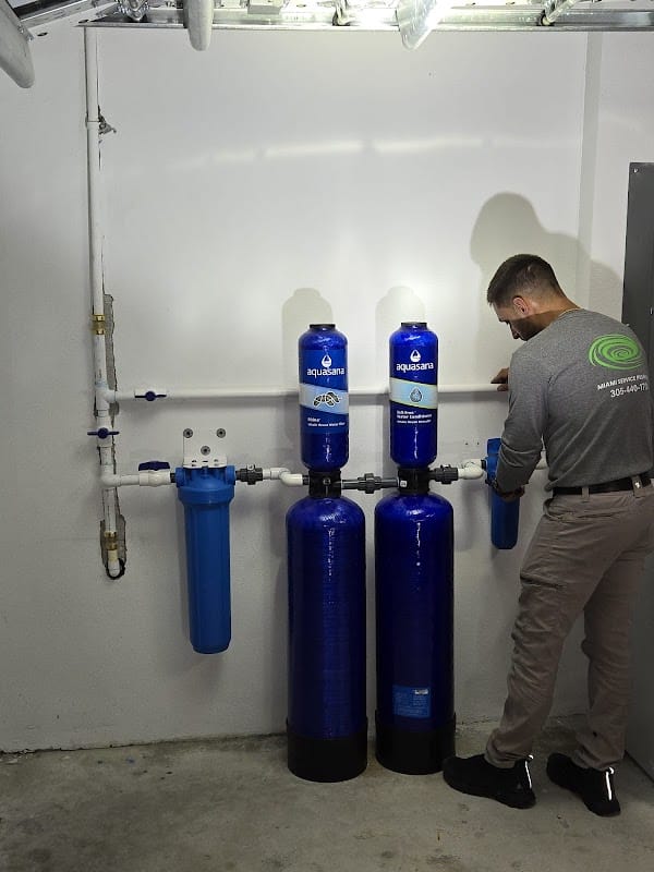 MIAMI SERVICE PLUMBERS | Emergency Plumbers in Miami logo
